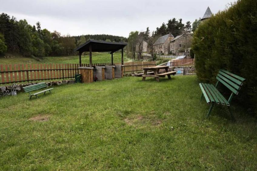 Gîte de France Le gîte margeride, 5 personnes au bacon 2 épis - foto 18