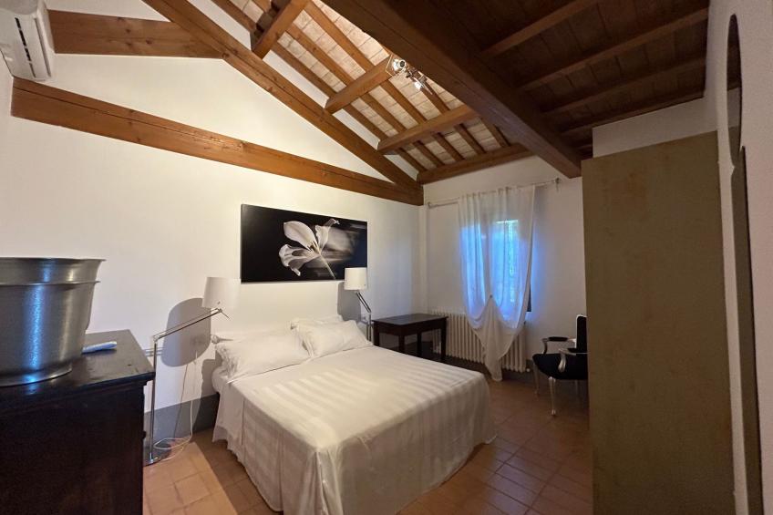 Wohnung mit Privatparkplatz - foto 11