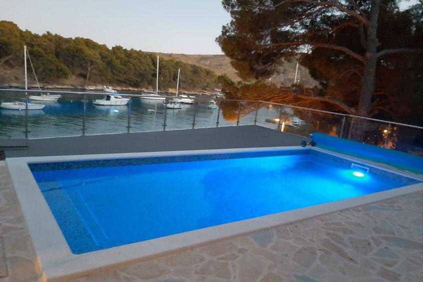 Aurea 5 Modernes Apartment direkt am Meer