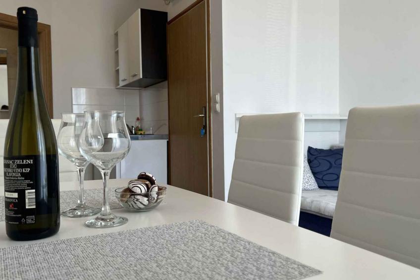Vakantiewoning met uitzicht op zee en de tuin - VW-GD5P2 - foto 31