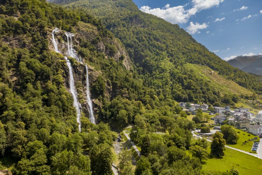 Borgonuovo Waterfall's House - foto 38