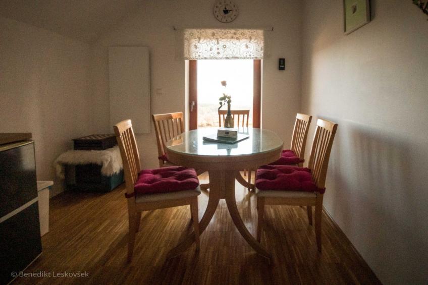 Rustic Refuge Glamping with Hot-Tub and Sauna - Two Bedroom Apartment with Terrace - foto 4