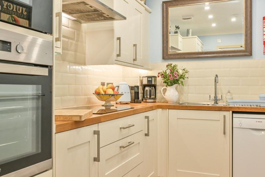 Große Wohnung in viktorianischer Villa - foto 10