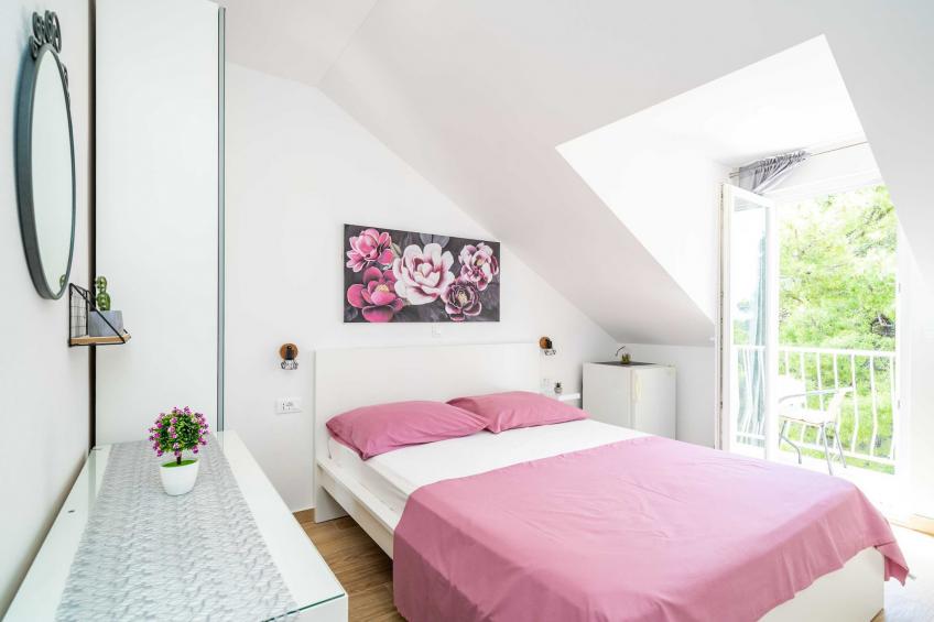 Apartment & Rooms Papa - Superior Double or Twin Room with Balcony and Partial Sea View (Soba 1) - foto 8