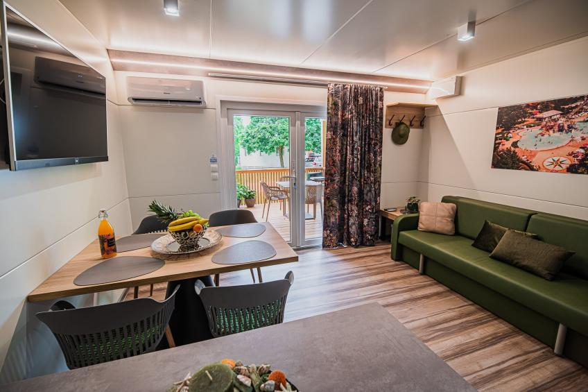 Lake Serenity Premium Mobile Homes with Thermal Riviera Tickets - Three Bedroom Mobile Home 15\/024 - foto 10