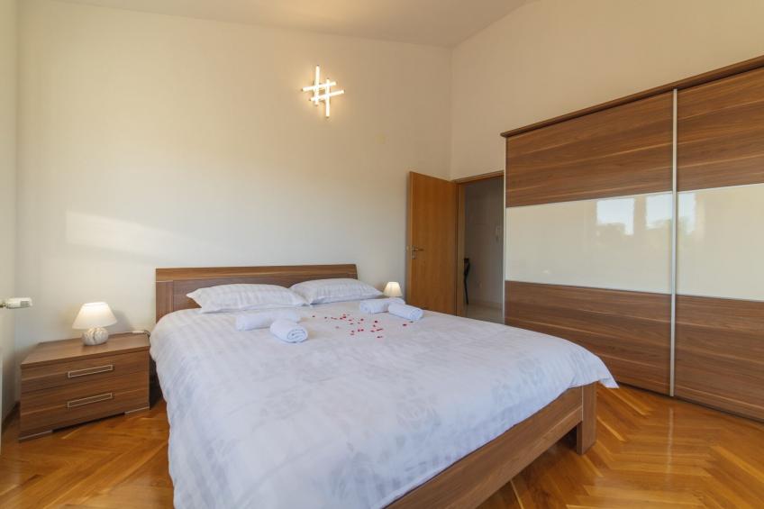 Idyllic Getaway Lovrec Villa with Pool - Five Bedroom Villa with Pool - foto 9