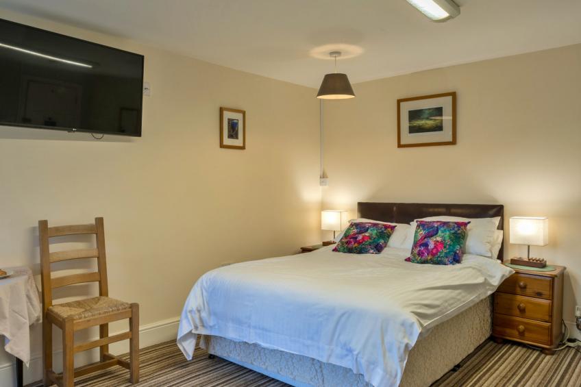 Trimstone Manor - Lee, Studio Apartment