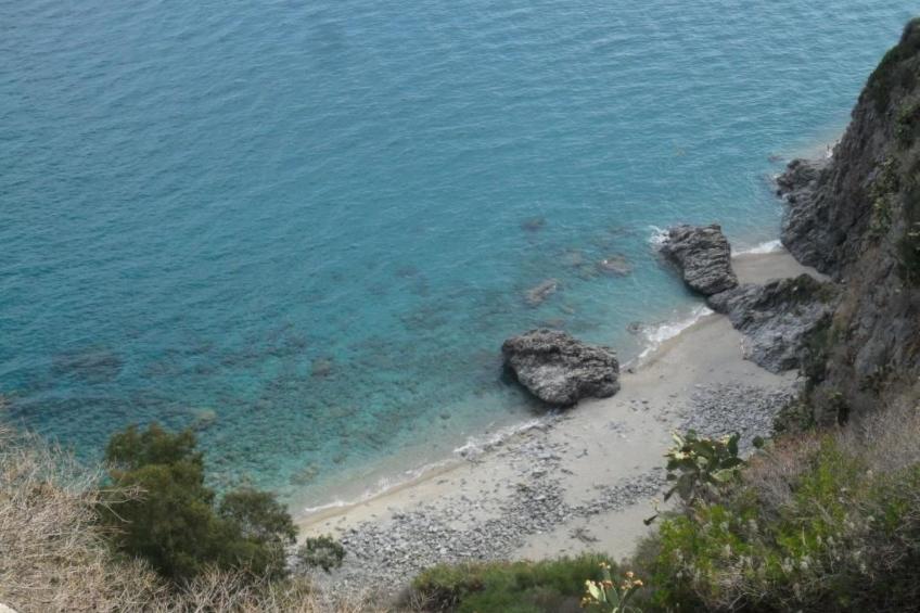 Geräumige Artemide-Wohnung mit Terrasse - foto 29