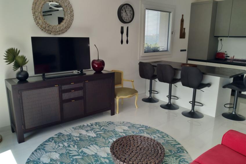 Wunderschönes Ferienhaus mit Pool und 360° Blick - foto 14