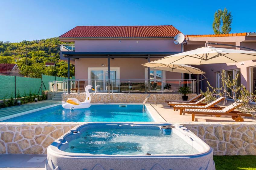 Villa Tomić Drniš - Siverić - foto 44