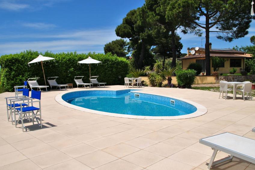 Angenehmes Haus in Itri mit überdachtem Innenhof