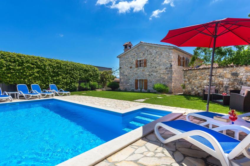 Modernes Ferienhaus in Vadreš mit Privatem Pool