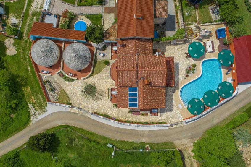 Holiday apartment mit Pool und Terrasse - BF-C8CWZ - foto 8