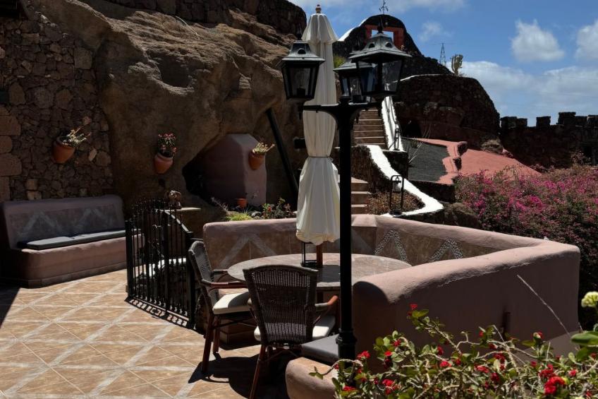 Schlafen in einer vulkanischen Höhle - foto 44