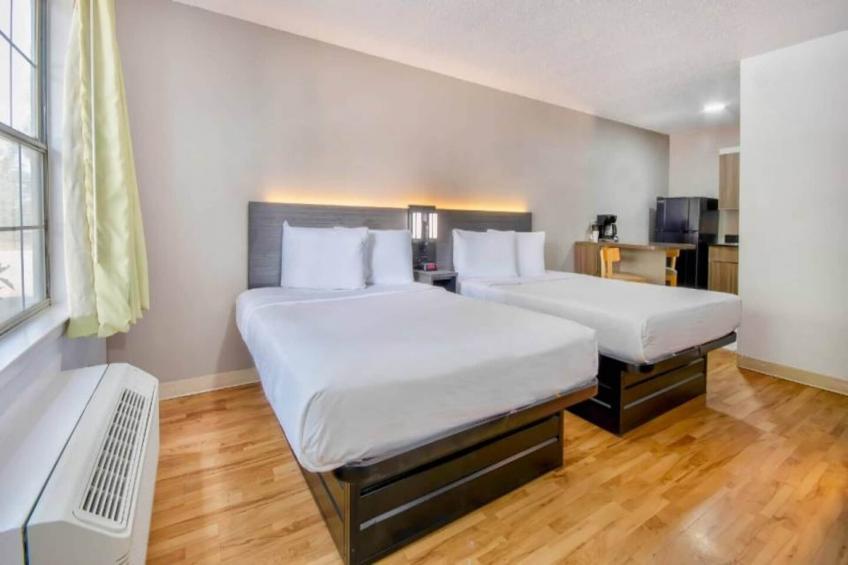 2 QUEEN BEDS  NON-SMOKING - foto 7