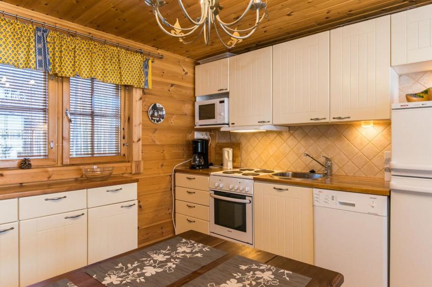 Puolen hehtaarin metsä - foto 9