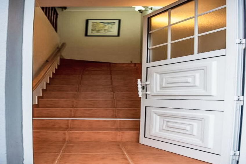 Geräumiges Haus in der Nähe von Angra do Heroismo - foto 38
