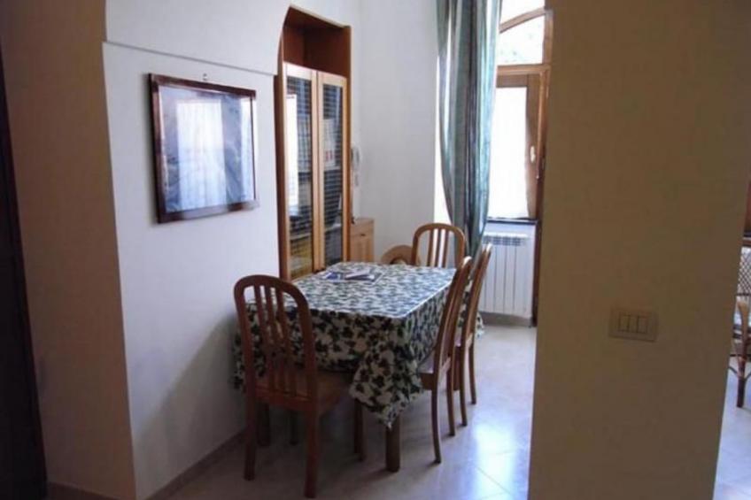 Rosa' Wohnung mit privatem Garten - foto 7