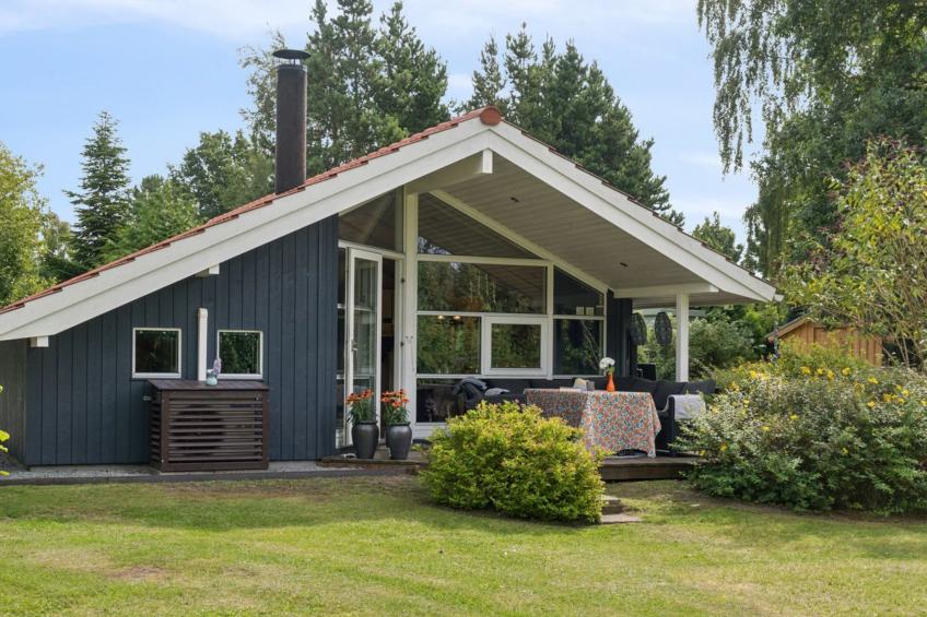 "Emelita" - 175m from the sea