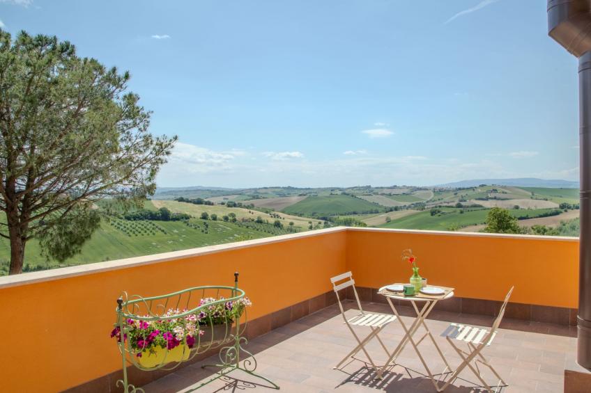 Haus mit Terrasse mit Aussicht und Gemeinschaftspool - foto 8