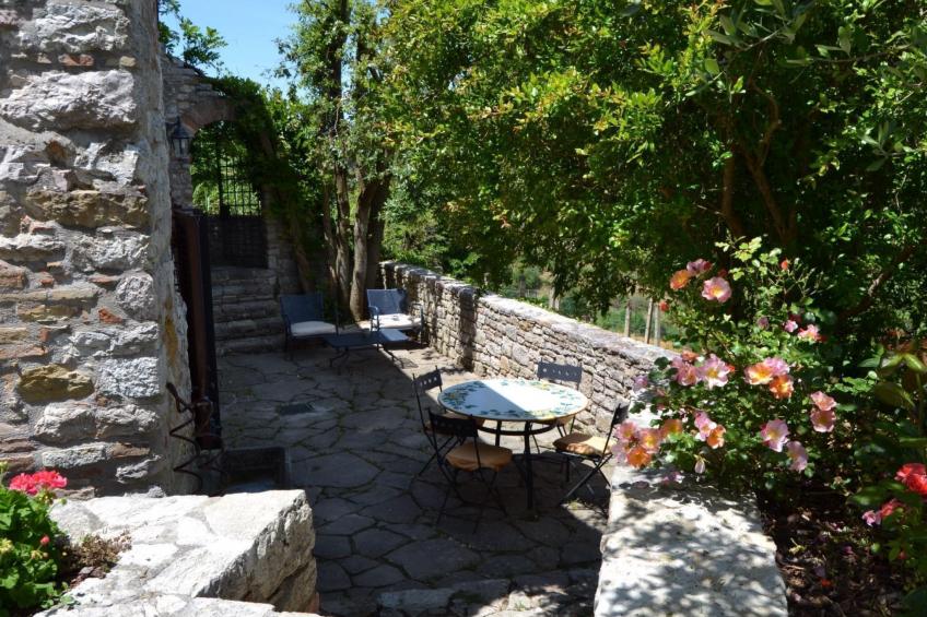 Altes Steinhaus mit Garten - foto 15