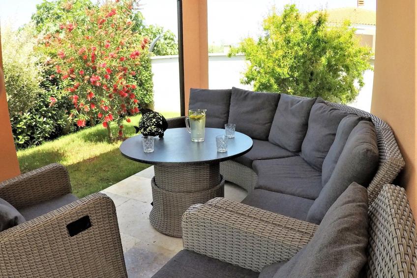 Ferienvilla mit Garten, Grill und Terrasse - foto 33
