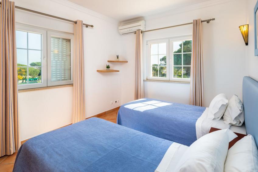 4-Schlafzimmer-Villa, Garten, Pool, Strand - foto 17