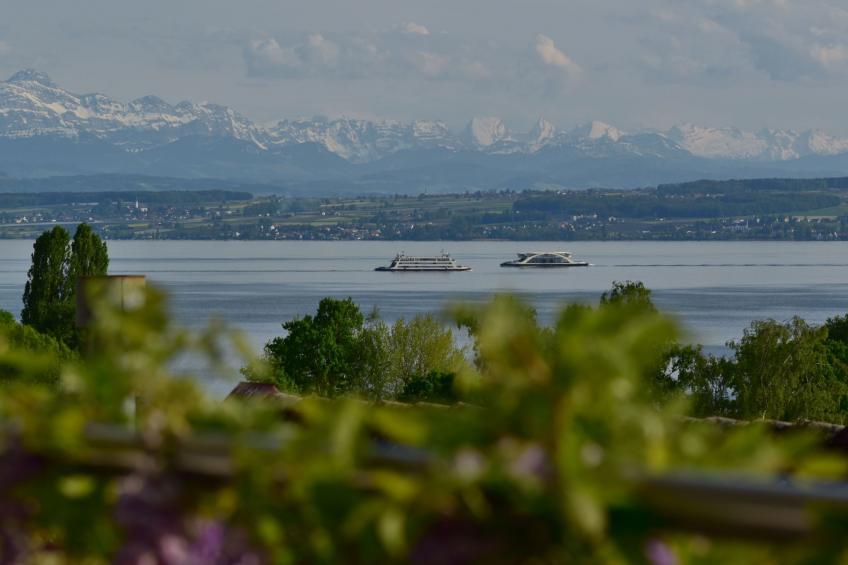 in bester Wohnlage mit traumhafter Sicht auf die Insel Mainau - foto 16
