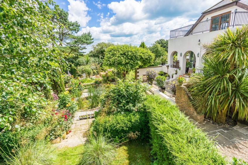 Anwesen mit Pool - foto 48