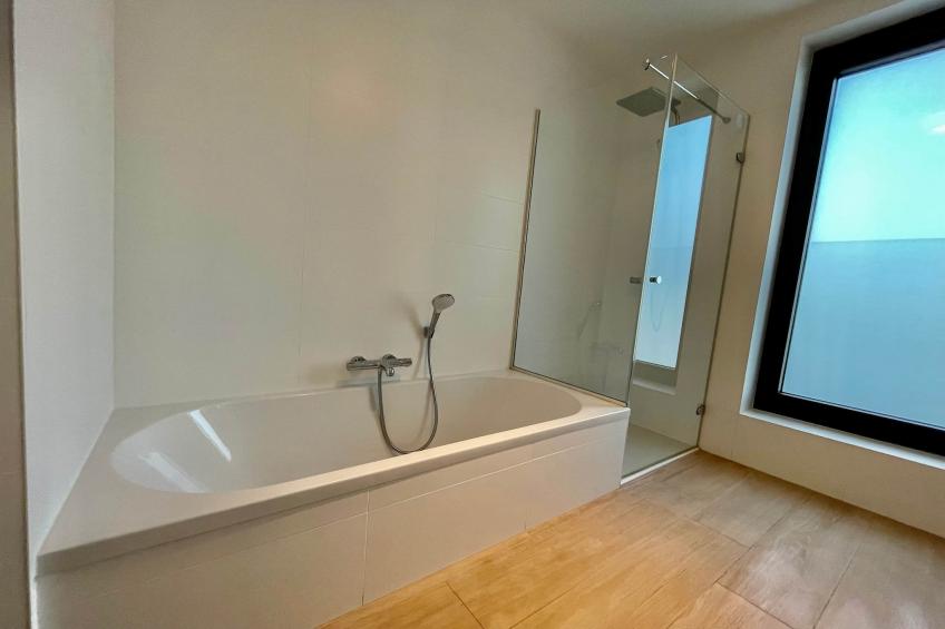 Modern 2BR 1/5 BA Near Diamond District by OneLuxStay - foto 27