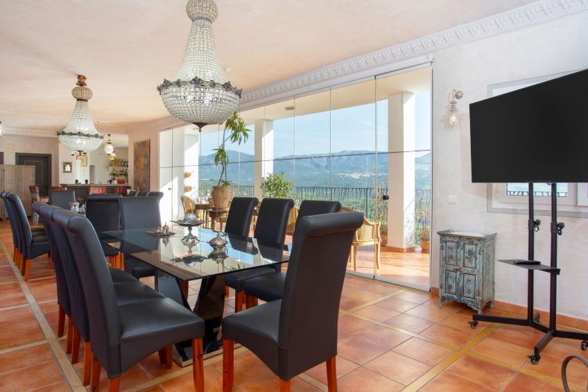 Spa-Spielzimmer mit Außen-Whirlpool und Schwimmbad - foto 2