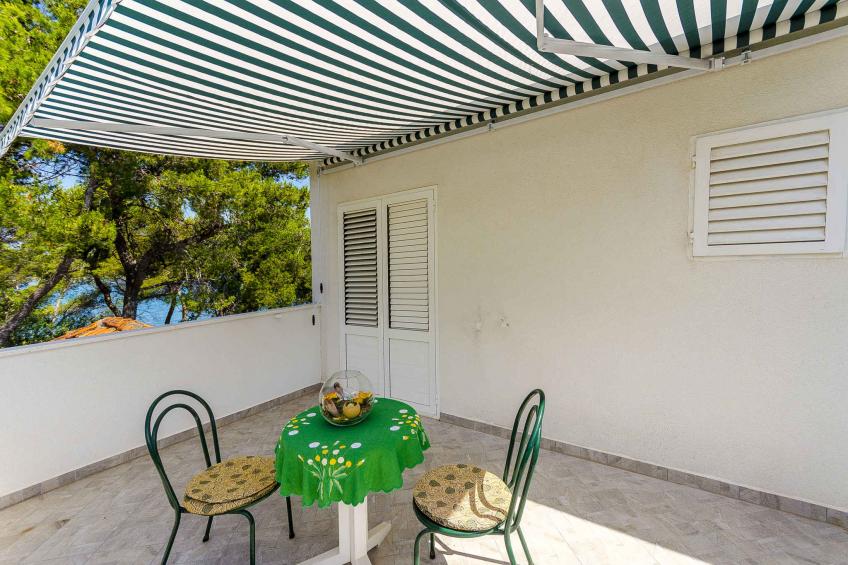 Holiday apartment with air conditioning, balcony and sea view in Slatine - BF-9GZB3 - foto 2