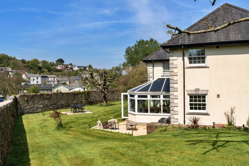 Nicely Tucked Away Cottage - foto 33