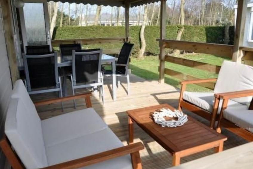 Strandnahes Chalet mit überdachter Veranda - foto 9