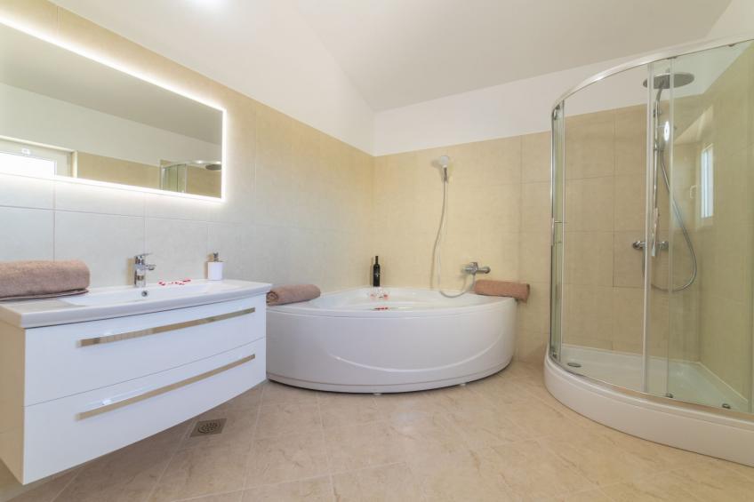 Idyllic Getaway Lovrec Villa with Pool - Five Bedroom Villa with Pool - foto 19