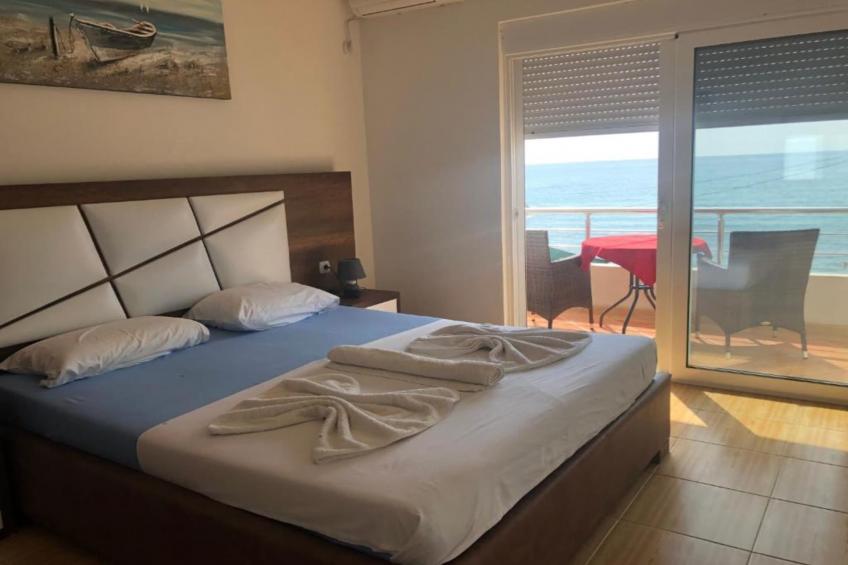 Casa Mila Apartments - Standard Triple bedroom with sea view