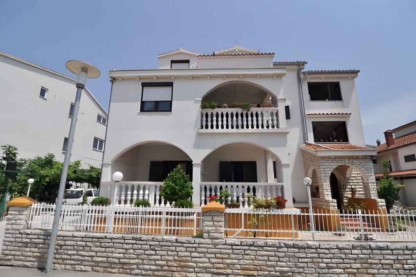 Holiday apartment with airconditioning - BF-ZC4D - foto 3