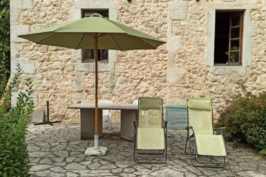 Maison De Charme Ancienne Entre Lacs Et Rhône