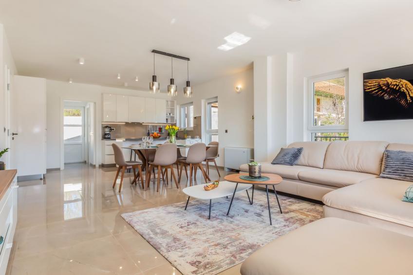 in Dugopolje mit Privatem Pool - foto 11