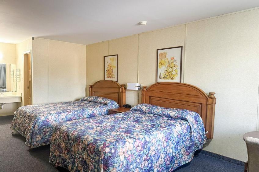 2 Queen Beds Non-Smoking - foto 12