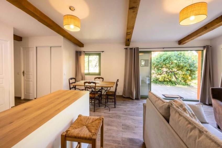 06bv2 : Joli Cottage Au Calme Avec Piscine - foto 22