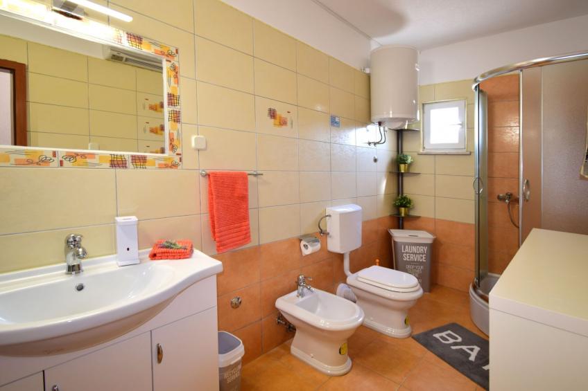 für 8 Personen mit privatem Swimmingpool im Hinterland von Split - foto 30