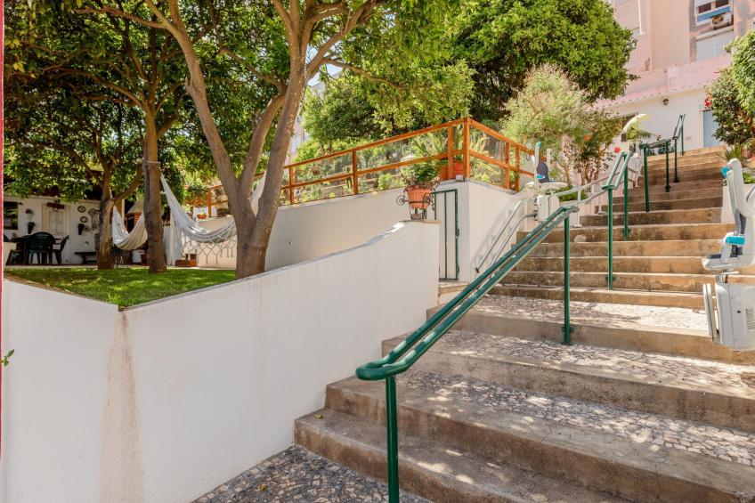 in Algés mit Kleinem gemeinsamem Pool - foto 25