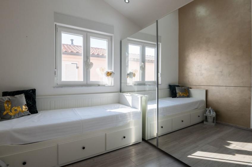 Wohnung in Turanj mit sicherem Parkplatz - foto 23