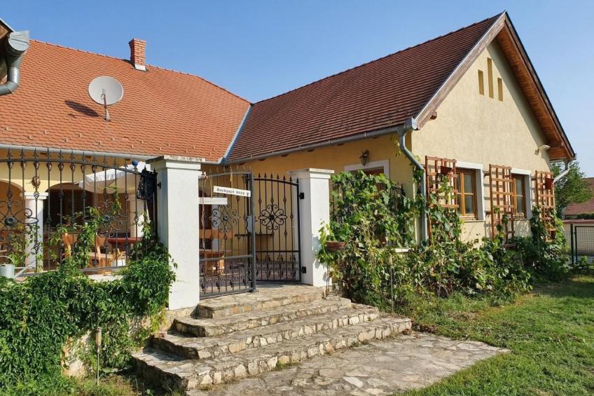 in Lócs mit Privatem Pool - foto 2