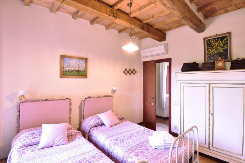 Wohnung in Bauernhaus mit großem Garten, Schwimmbad - foto 28