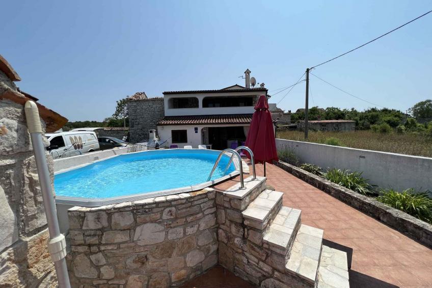 Maison de vacances avec piscine et climatisation - BF-HRDJ6