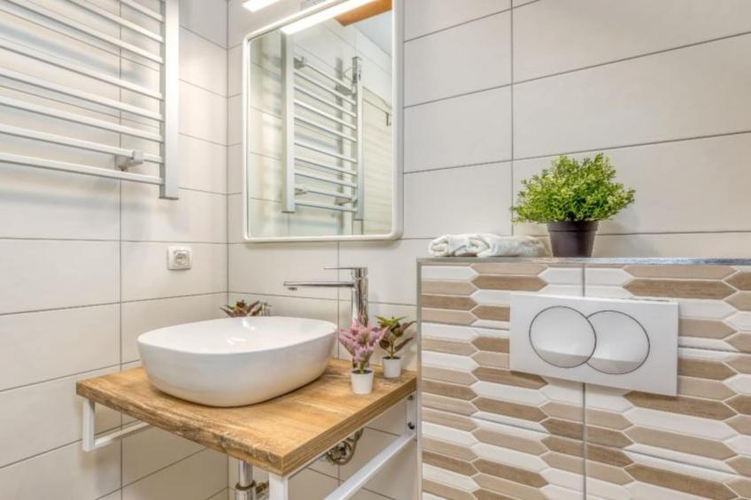 Four Bedroom Holiday House Mali Raj with Pool - foto 17