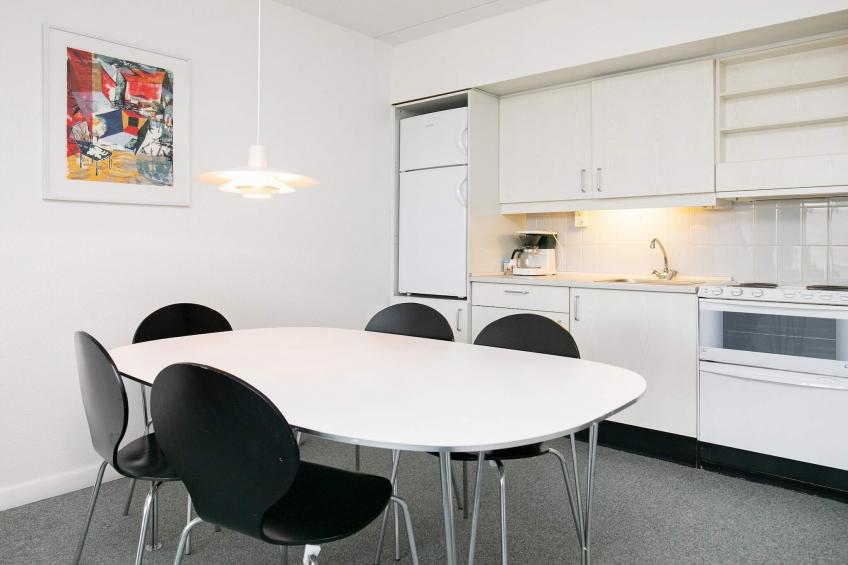 2 room - foto 34