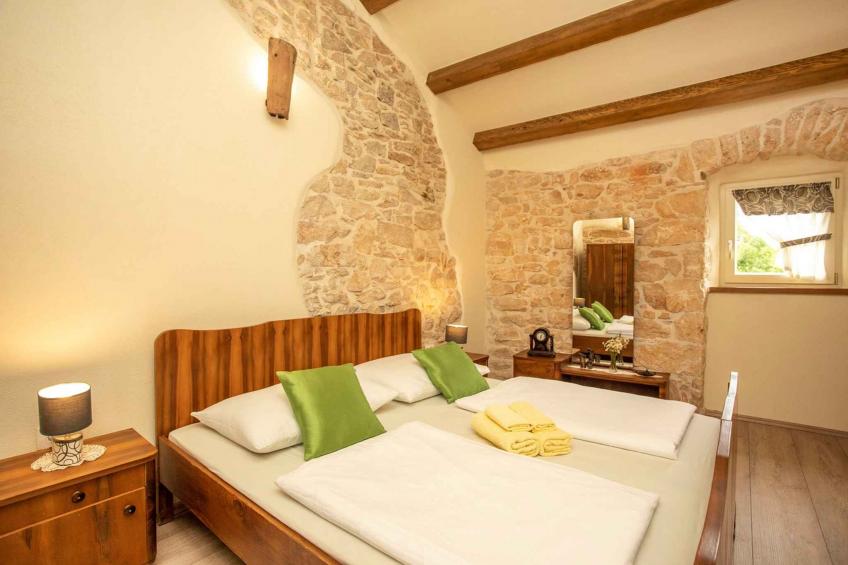 Villa mit Pool - BF-7YDJT - foto 31